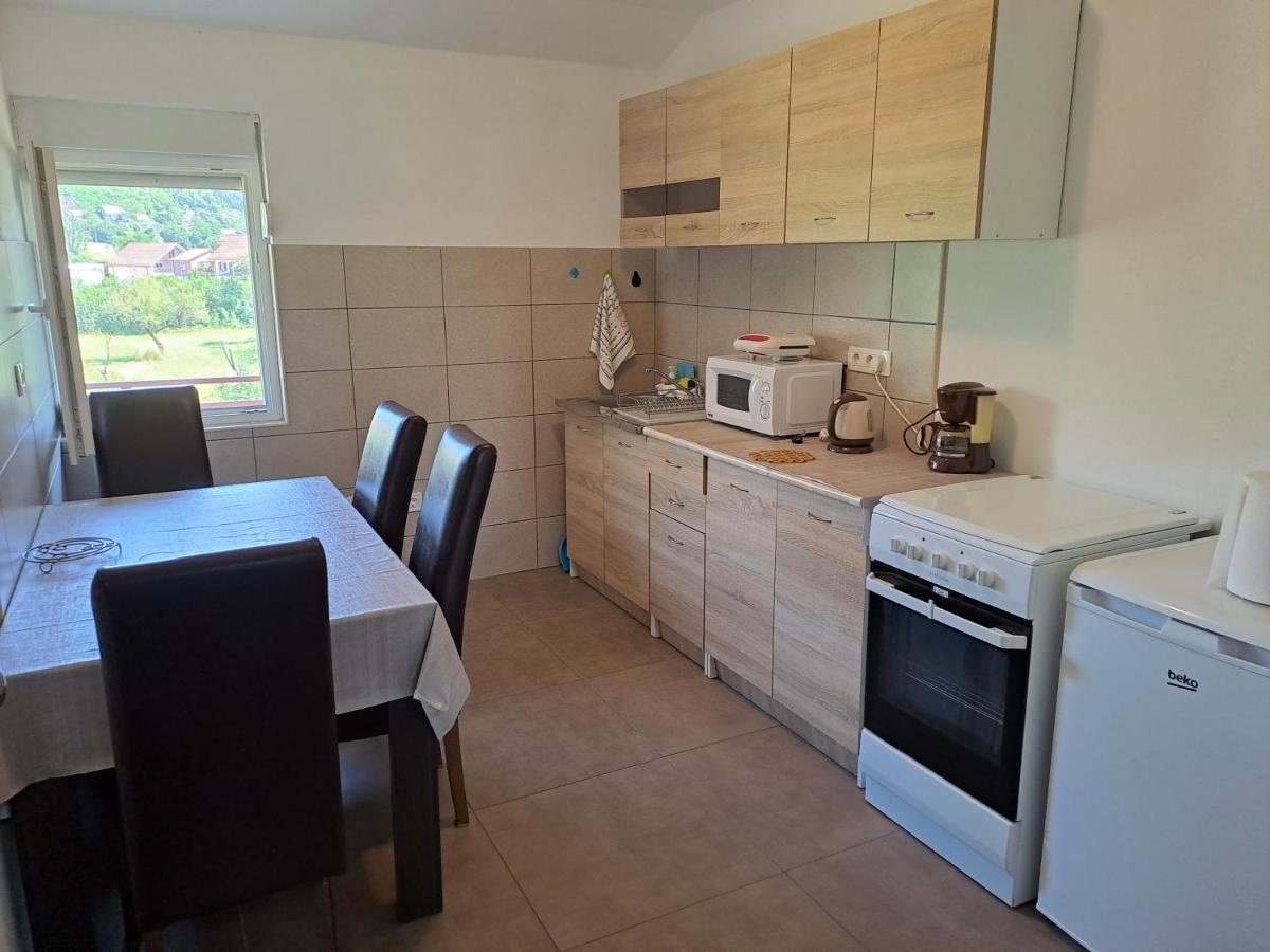 Apartments Mirkovic เซทินเจ ภายนอก รูปภาพ