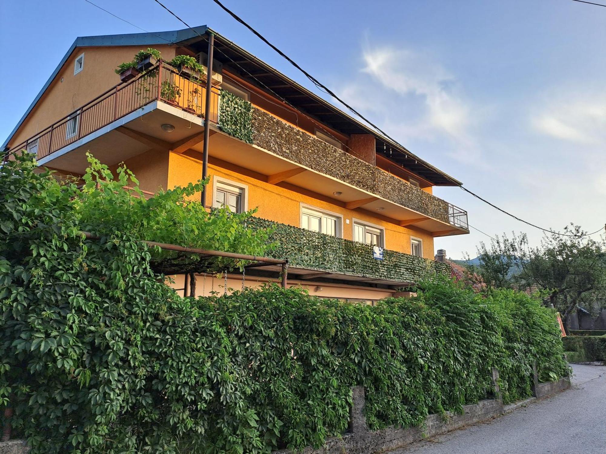 Apartments Mirkovic เซทินเจ ภายนอก รูปภาพ