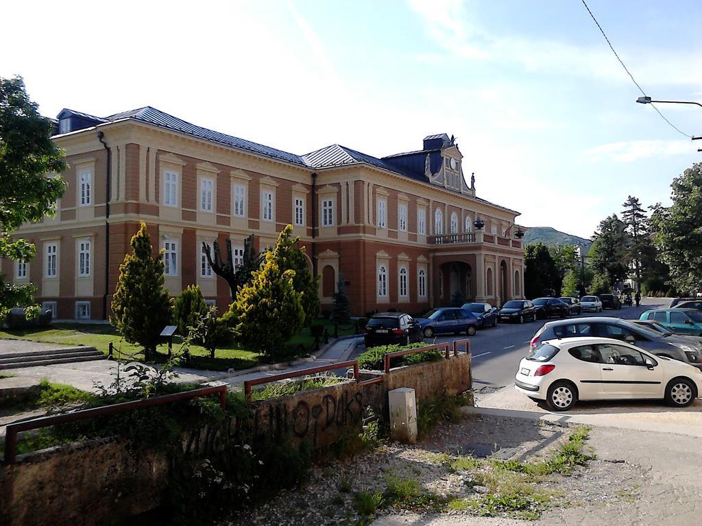 Apartments Mirkovic เซทินเจ ภายนอก รูปภาพ